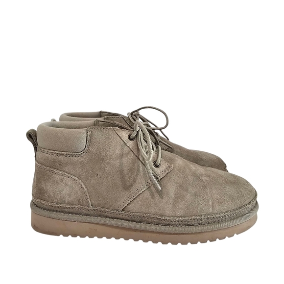 Koolaburra Tan Ankle Booties with Suede and Lace-Up Design - Picture 1 of 7